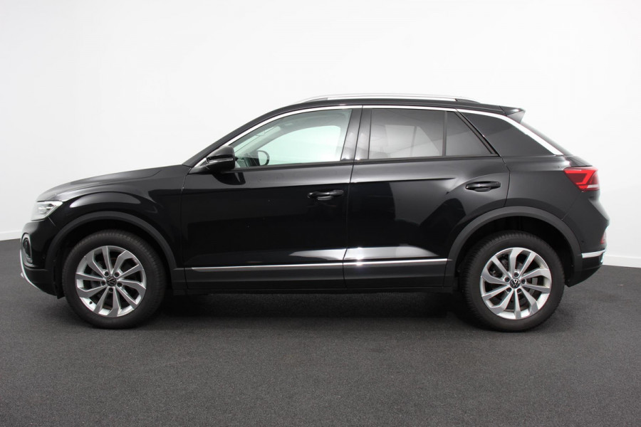 Volkswagen T-Roc 1.5 TSI 150pk DSG Style | Navigatie | Climate Control | Parkeer sensoren | Adaptive Cruise Control | Led | Dab Volkswagen T-Roc 1.5 TSI 150pk DSG Style | Navigatie | Climate Control | Parkeer sensoren | Adaptive Cruise Control | Led | Dab