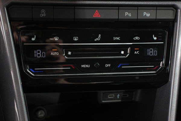 Volkswagen T-Roc 1.5 TSI 150pk DSG Style | Navigatie | Climate Control | Parkeer sensoren | Adaptive Cruise Control | Led | Dab Volkswagen T-Roc 1.5 TSI 150pk DSG Style | Navigatie | Climate Control | Parkeer sensoren | Adaptive Cruise Control | Led | Dab