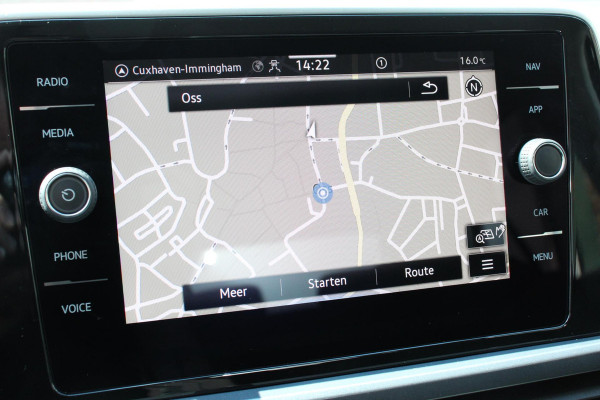 Volkswagen T-Roc 1.5 TSI 150pk DSG Style | Navigatie | Climate Control | Parkeer sensoren | Adaptive Cruise Control | Led | Dab Volkswagen T-Roc 1.5 TSI 150pk DSG Style | Navigatie | Climate Control | Parkeer sensoren | Adaptive Cruise Control | Led | Dab