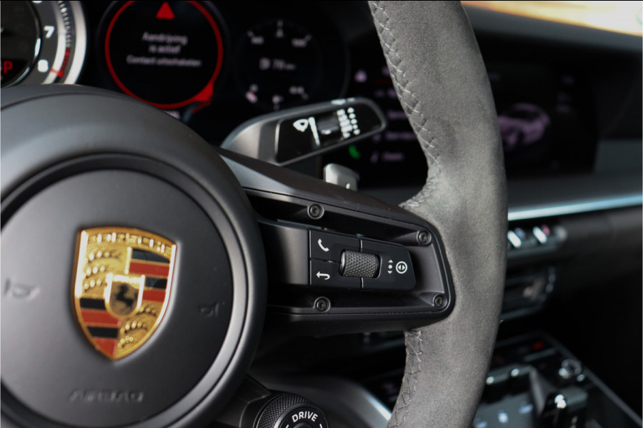 Porsche 911 3.0 Carrera GTS **Aero kit/Approved/Lift/Matrix/4WS**