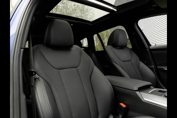 BMW 3 Serie Touring 330e M-Sport - Pano - Trekhaak - ACC - Hifi - Camera