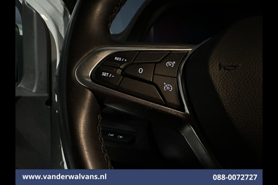 Renault Trafic 2.0 dCi 131pk L2H1 Euro6 Airco | Navigatie | LED | Cruisecontrol | Parkeersensoren Bijrijdersbank, 2500kg trekvermogen
