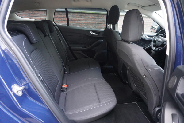 Ford FOCUS Wagon 1.0 EcoB.125PK Hybrid Titanium X Bus./Trekhaak/ Winter+Technologypack.