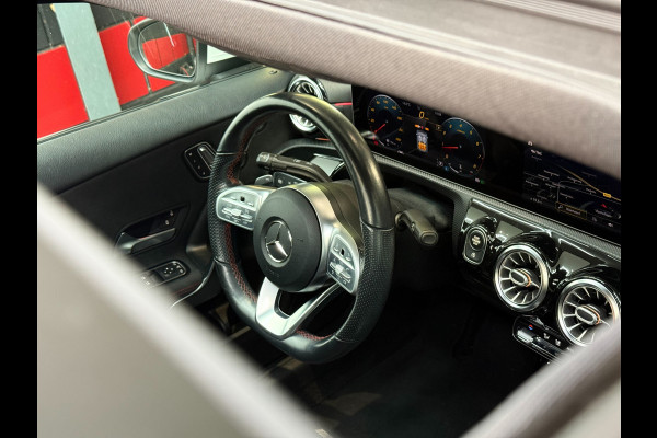 Mercedes-Benz A-Klasse A200 AMG Limousine | Memory|Night-pakket|Keyless|Multibeam