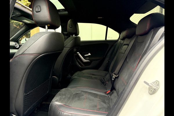 Mercedes-Benz A-Klasse A200 AMG Limousine | Memory|Night-pakket|Keyless|Multibeam