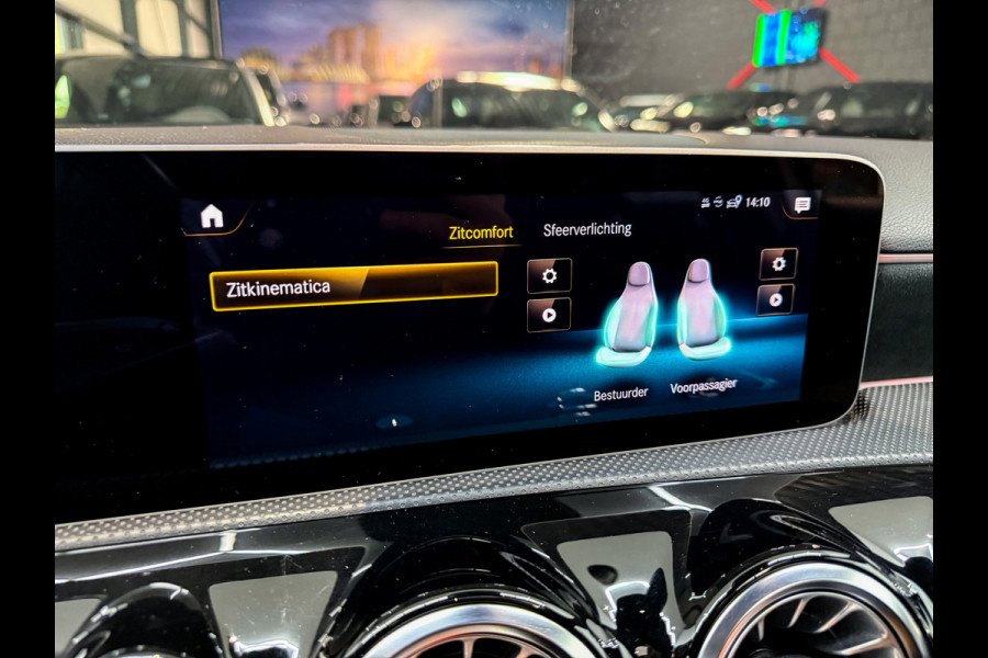 Mercedes-Benz A-Klasse A200 AMG Limousine | Memory|Night-pakket|Keyless|Multibeam