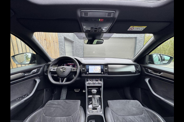 Škoda Kodiaq 1.5 TSI Sportline Automaat | Panoramadak | ACC adaptieve cruise control | 20 inch lichtmetalen velgen | Dodehoek detectie | LED Škoda Kodiaq 1.5 TSI Sportline Automaat | Panoramadak | ACC adaptieve cruise control | 20 inch lichtmetalen velgen | Dodehoek detectie | LED