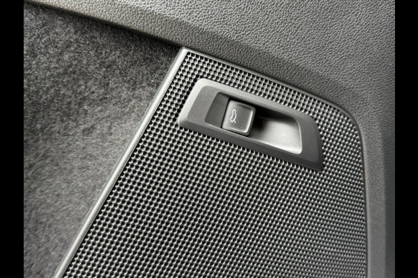 Škoda Kodiaq 1.5 TSI Sportline Automaat | Panoramadak | ACC adaptieve cruise control | 20 inch lichtmetalen velgen | Dodehoek detectie | LED Škoda Kodiaq 1.5 TSI Sportline Automaat | Panoramadak | ACC adaptieve cruise control | 20 inch lichtmetalen velgen | Dodehoek detectie | LED