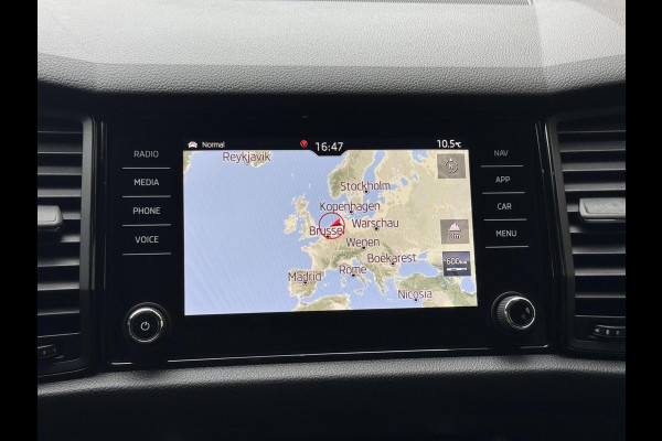 Škoda Kodiaq 1.5 TSI Sportline Automaat | Panoramadak | ACC adaptieve cruise control | 20 inch lichtmetalen velgen | Dodehoek detectie | LED Škoda Kodiaq 1.5 TSI Sportline Automaat | Panoramadak | ACC adaptieve cruise control | 20 inch lichtmetalen velgen | Dodehoek detectie | LED