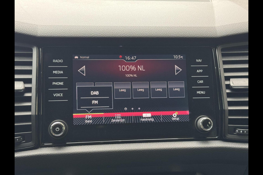 Škoda Kodiaq 1.5 TSI Sportline Automaat | Panoramadak | ACC adaptieve cruise control | 20 inch lichtmetalen velgen | Dodehoek detectie | LED Škoda Kodiaq 1.5 TSI Sportline Automaat | Panoramadak | ACC adaptieve cruise control | 20 inch lichtmetalen velgen | Dodehoek detectie | LED