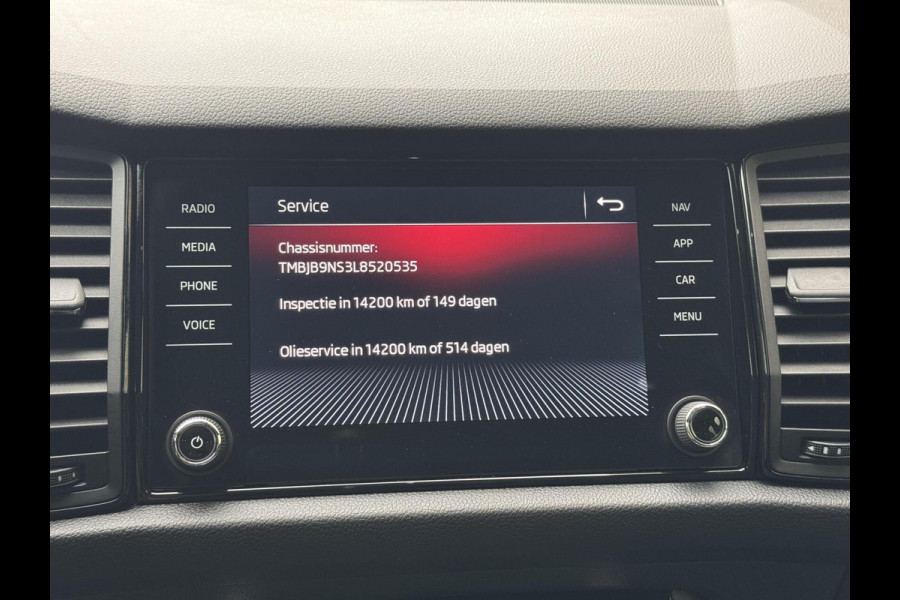 Škoda Kodiaq 1.5 TSI Sportline Automaat | Panoramadak | ACC adaptieve cruise control | 20 inch lichtmetalen velgen | Dodehoek detectie | LED Škoda Kodiaq 1.5 TSI Sportline Automaat | Panoramadak | ACC adaptieve cruise control | 20 inch lichtmetalen velgen | Dodehoek detectie | LED