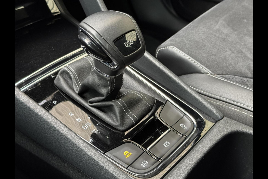 Škoda Kodiaq 1.5 TSI Sportline Automaat | Panoramadak | ACC adaptieve cruise control | 20 inch lichtmetalen velgen | Dodehoek detectie | LED Škoda Kodiaq 1.5 TSI Sportline Automaat | Panoramadak | ACC adaptieve cruise control | 20 inch lichtmetalen velgen | Dodehoek detectie | LED