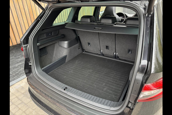 Škoda Kodiaq 1.5 TSI Sportline Automaat | Panoramadak | ACC adaptieve cruise control | 20 inch lichtmetalen velgen | Dodehoek detectie | LED Škoda Kodiaq 1.5 TSI Sportline Automaat | Panoramadak | ACC adaptieve cruise control | 20 inch lichtmetalen velgen | Dodehoek detectie | LED