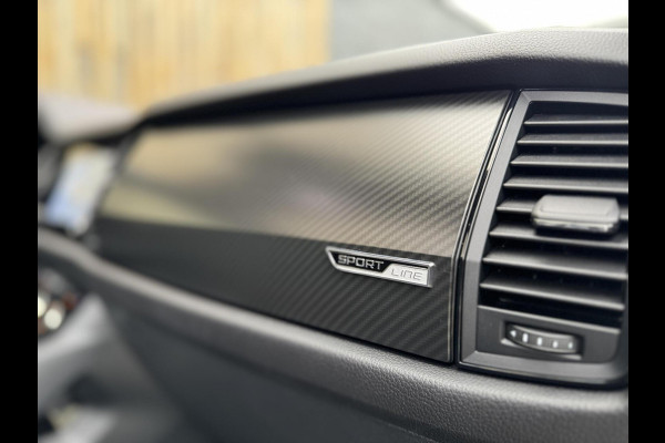 Škoda Kodiaq 1.5 TSI Sportline Automaat | Panoramadak | ACC adaptieve cruise control | 20 inch lichtmetalen velgen | Dodehoek detectie | LED Škoda Kodiaq 1.5 TSI Sportline Automaat | Panoramadak | ACC adaptieve cruise control | 20 inch lichtmetalen velgen | Dodehoek detectie | LED