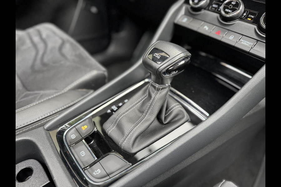 Škoda Kodiaq 1.5 TSI Sportline Automaat | Panoramadak | ACC adaptieve cruise control | 20 inch lichtmetalen velgen | Dodehoek detectie | LED Škoda Kodiaq 1.5 TSI Sportline Automaat | Panoramadak | ACC adaptieve cruise control | 20 inch lichtmetalen velgen | Dodehoek detectie | LED