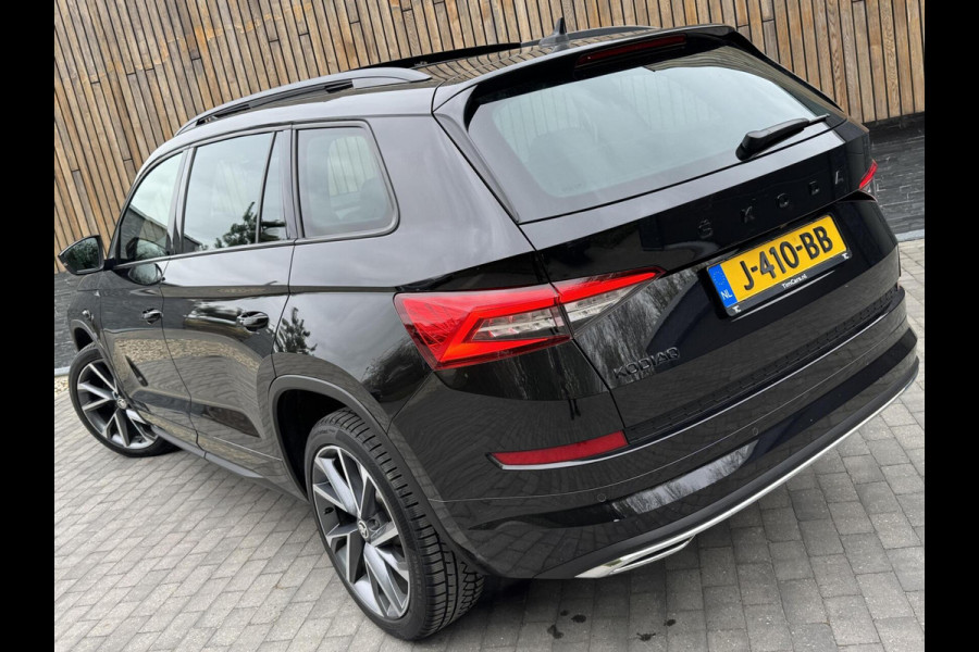 Škoda Kodiaq 1.5 TSI Sportline Automaat | Panoramadak | ACC adaptieve cruise control | 20 inch lichtmetalen velgen | Dodehoek detectie | LED Škoda Kodiaq 1.5 TSI Sportline Automaat | Panoramadak | ACC adaptieve cruise control | 20 inch lichtmetalen velgen | Dodehoek detectie | LED