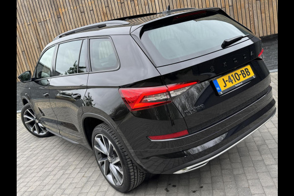 Škoda Kodiaq 1.5 TSI Sportline Automaat | Panoramadak | ACC adaptieve cruise control | 20 inch lichtmetalen velgen | Dodehoek detectie | LED Škoda Kodiaq 1.5 TSI Sportline Automaat | Panoramadak | ACC adaptieve cruise control | 20 inch lichtmetalen velgen | Dodehoek detectie | LED