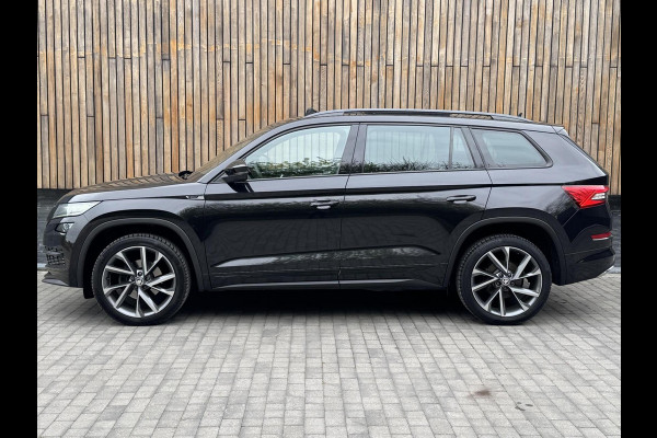 Škoda Kodiaq 1.5 TSI Sportline Automaat | Panoramadak | ACC adaptieve cruise control | 20 inch lichtmetalen velgen | Dodehoek detectie | LED Škoda Kodiaq 1.5 TSI Sportline Automaat | Panoramadak | ACC adaptieve cruise control | 20 inch lichtmetalen velgen | Dodehoek detectie | LED