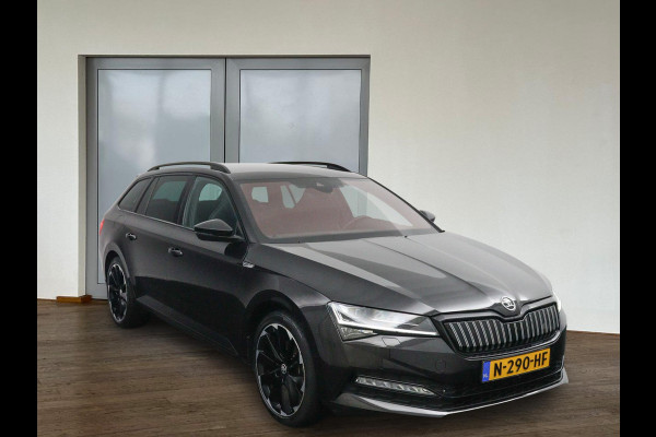 Škoda Superb Combi 1.4 TSI iV Sportline*AUTOM.*ACC*CAM*ECC*CARPLAY*