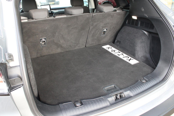 Ford Kuga 1.5 EcoBoost Titanium X | Trekhaak 1800KG | Stoel + Stuurverwarming | Cruise Control | Navigatie | Climate Control | Ford Kuga 1.5 EcoBoost Titanium X | Trekhaak 1800KG | Stoel + Stuurverwarming | Cruise Control | Navigatie | Climate Control |