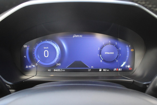 Ford Kuga 1.5 EcoBoost Titanium X | Trekhaak 1800KG | Stoel + Stuurverwarming | Cruise Control | Navigatie | Climate Control | Ford Kuga 1.5 EcoBoost Titanium X | Trekhaak 1800KG | Stoel + Stuurverwarming | Cruise Control | Navigatie | Climate Control |