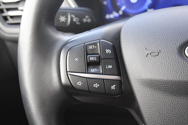 Ford Kuga 1.5 EcoBoost Titanium X | Trekhaak 1800KG | Stoel + Stuurverwarming | Cruise Control | Navigatie | Climate Control | Ford Kuga 1.5 EcoBoost Titanium X | Trekhaak 1800KG | Stoel + Stuurverwarming | Cruise Control | Navigatie | Climate Control |