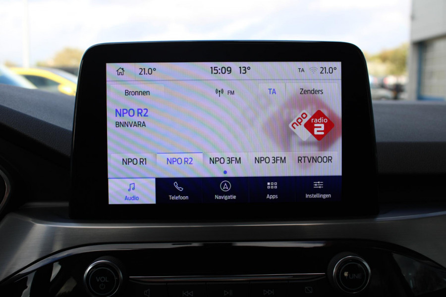 Ford Kuga 1.5 EcoBoost Titanium X | Trekhaak 1800KG | Stoel + Stuurverwarming | Cruise Control | Navigatie | Climate Control | Ford Kuga 1.5 EcoBoost Titanium X | Trekhaak 1800KG | Stoel + Stuurverwarming | Cruise Control | Navigatie | Climate Control |