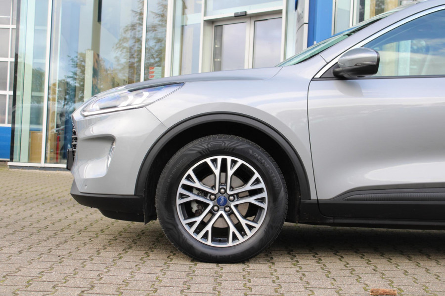 Ford Kuga 1.5 EcoBoost Titanium X | Trekhaak 1800KG | Stoel + Stuurverwarming | Cruise Control | Navigatie | Climate Control | Ford Kuga 1.5 EcoBoost Titanium X | Trekhaak 1800KG | Stoel + Stuurverwarming | Cruise Control | Navigatie | Climate Control |