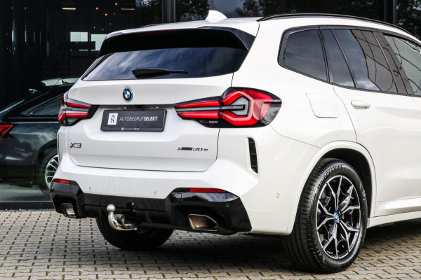 BMW X3 XDrive30e M-SPORT - PANO - TREKAAK - LASER - VOL!! BMW X3 XDrive30e M-SPORT - PANO - TREKAAK - LASER - VOL!!