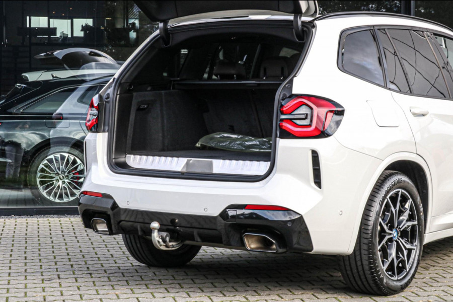 BMW X3 XDrive30e M-SPORT - PANO - TREKAAK - LASER - VOL!! BMW X3 XDrive30e M-SPORT - PANO - TREKAAK - LASER - VOL!!