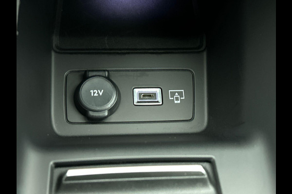 Peugeot 408 1.2 PureTech Allure Pack 130pk Automaat | Comfort Pakket | Ergo comfort stoel | Electrische stoelverstelling | lichtmetalen velgen | stoelverwarming | Camera | Navigatie | Climate Control | Dab | Led | Parkeer sensoren Peugeot 408 1.2 PureTech Allure Pack 130pk Automaat | Comfort Pakket | Ergo comfort stoel | Electrische stoelverstelling | lichtmetalen velgen | stoelverwarming | Camera | Navigatie | Climate Control | Dab | Led | Parkeer sensoren