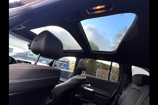 Mercedes-Benz Glb 200 Premium Plus panorama_carplay_Camera Mercedes-Benz Glb 200 Premium Plus panorama_carplay_Camera