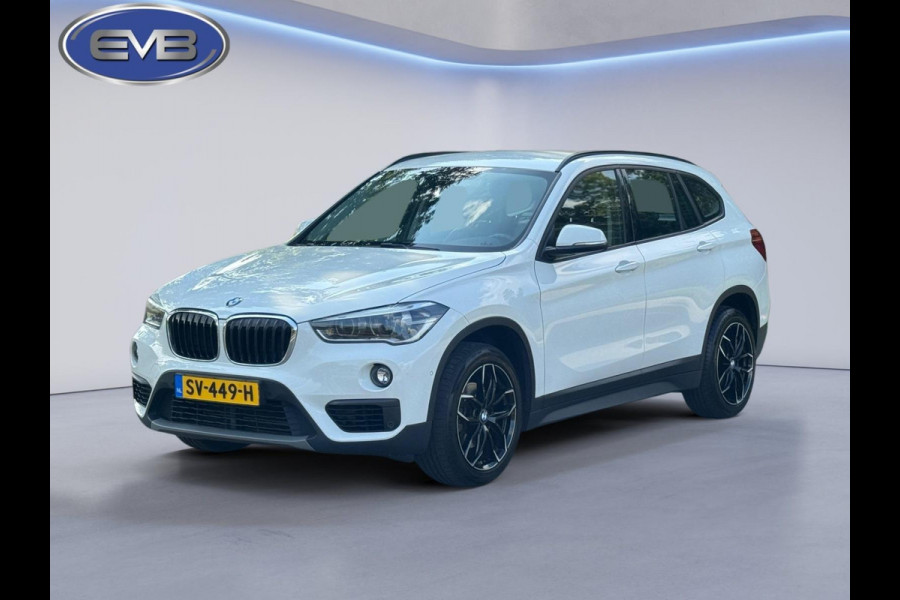 BMW X1 SDrive18i AUTOMAAT High Executive, leder, stoelverwarming, dealer onderhoud, navi, afn.trekhaak, nederlandse auto met nap BMW X1 SDrive18i AUTOMAAT High Executive, leder, stoelverwarming, dealer onderhoud, navi, afn.trekhaak, nederlandse auto met nap