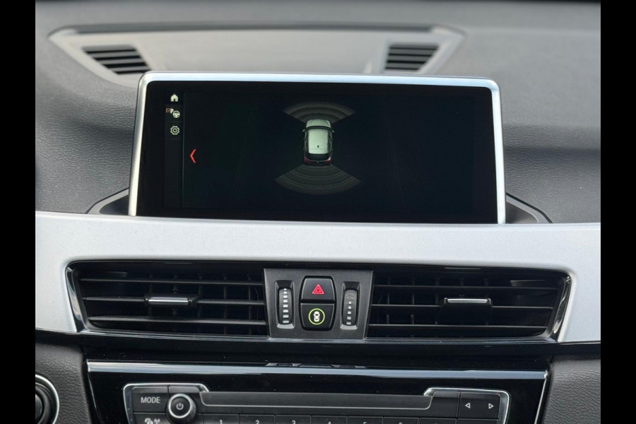 BMW X1 SDrive18i AUTOMAAT High Executive, leder, stoelverwarming, dealer onderhoud, navi, afn.trekhaak, nederlandse auto met nap BMW X1 SDrive18i AUTOMAAT High Executive, leder, stoelverwarming, dealer onderhoud, navi, afn.trekhaak, nederlandse auto met nap