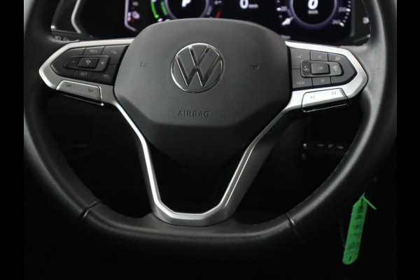 Volkswagen Tiguan 1.4 TSI eHybrid Style | Stoelverwarming | Camera | Adaptive cruise | Carplay | Sfeerverlichting | Full LED | Navigatie | Park Assist | DAB | Stuurverwarming | PHEV | Plug In Volkswagen Tiguan 1.4 TSI eHybrid Style | Stoelverwarming | Camera | Adaptive cruise | Carplay | Sfeerverlichting | Full LED | Navigatie | Park Assist | DAB | Stuurverwarming | PHEV | Plug In