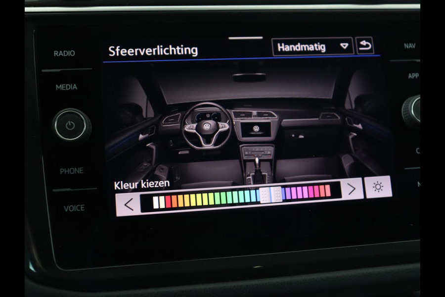 Volkswagen Tiguan 1.4 TSI eHybrid Style | Stoelverwarming | Camera | Adaptive cruise | Carplay | Sfeerverlichting | Full LED | Navigatie | Park Assist | DAB | Stuurverwarming | PHEV | Plug In Volkswagen Tiguan 1.4 TSI eHybrid Style | Stoelverwarming | Camera | Adaptive cruise | Carplay | Sfeerverlichting | Full LED | Navigatie | Park Assist | DAB | Stuurverwarming | PHEV | Plug In
