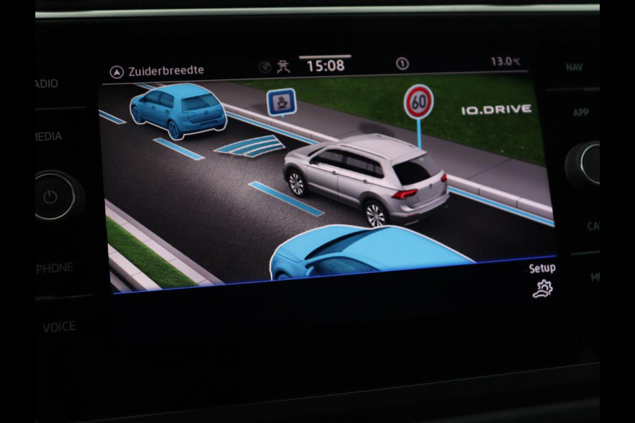 Volkswagen Tiguan 1.4 TSI eHybrid Style | Stoelverwarming | Camera | Adaptive cruise | Carplay | Sfeerverlichting | Full LED | Navigatie | Park Assist | DAB | Stuurverwarming | PHEV | Plug In Volkswagen Tiguan 1.4 TSI eHybrid Style | Stoelverwarming | Camera | Adaptive cruise | Carplay | Sfeerverlichting | Full LED | Navigatie | Park Assist | DAB | Stuurverwarming | PHEV | Plug In