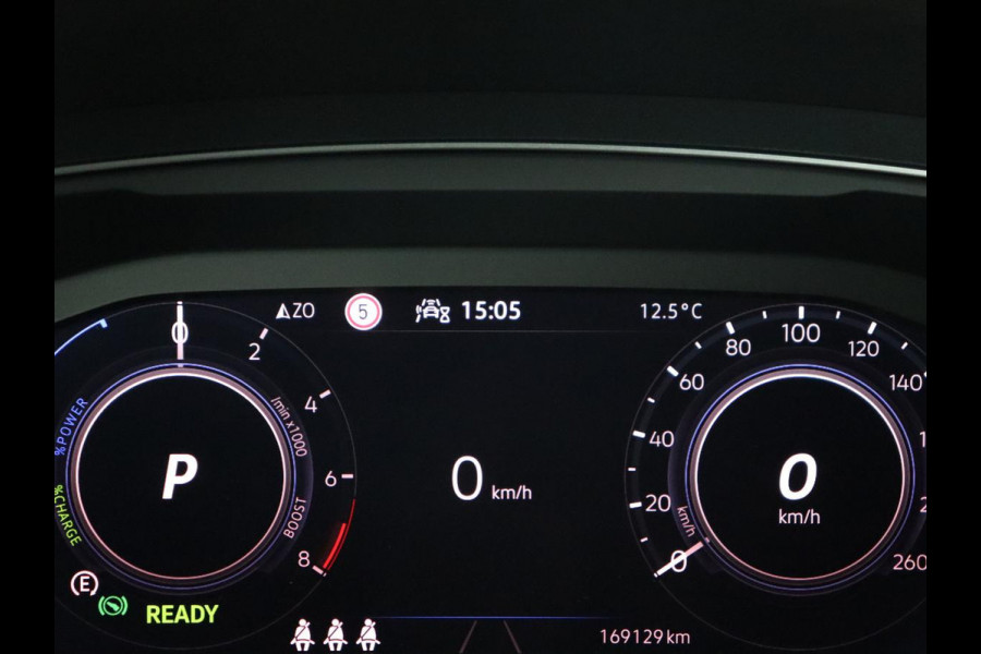 Volkswagen Tiguan 1.4 TSI eHybrid Style | Stoelverwarming | Camera | Adaptive cruise | Carplay | Sfeerverlichting | Full LED | Navigatie | Park Assist | DAB | Stuurverwarming | PHEV | Plug In Volkswagen Tiguan 1.4 TSI eHybrid Style | Stoelverwarming | Camera | Adaptive cruise | Carplay | Sfeerverlichting | Full LED | Navigatie | Park Assist | DAB | Stuurverwarming | PHEV | Plug In
