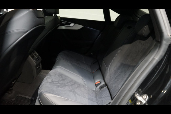 Audi A5 Sportback 35 TFSI 3x S-Line Black Optik AUTOMAAT-ACC-ALCANTARA-AUDI SOUND-CAMERA-KEYLESS-MATRIX-PANORAMA-