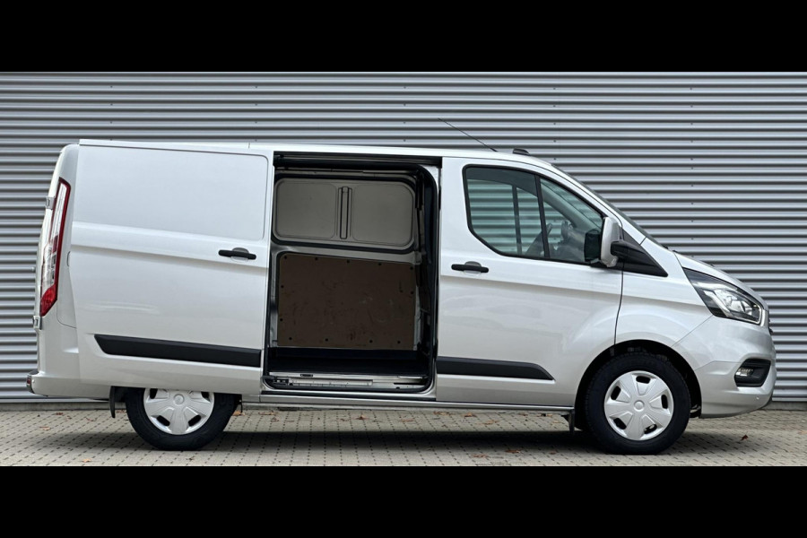 Ford Transit Custom 300 2.0 TDCI L1H1 Limited|Automaat|Camera|Carplay NIEUWSTAAT Ford Transit Custom 300 2.0 TDCI L1H1 Limited|Automaat|Camera|Carplay NIEUWSTAAT