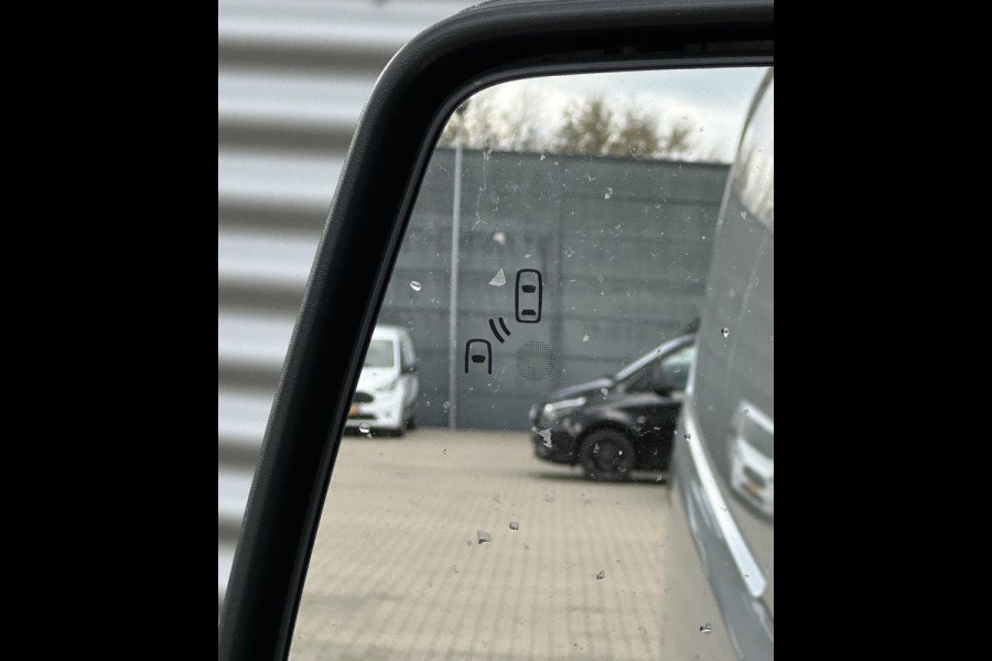 Ford Transit Custom 300 2.0 TDCI L1H1 Limited|Automaat|Camera|Carplay NIEUWSTAAT Ford Transit Custom 300 2.0 TDCI L1H1 Limited|Automaat|Camera|Carplay NIEUWSTAAT