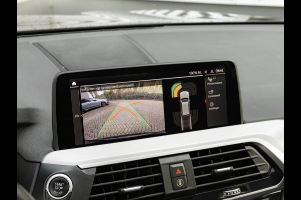 BMW X3 xDrive20i M-Sport - Pano - Trekhaak - Hifi - Adaptief LED BMW X3 xDrive20i M-Sport - Pano - Trekhaak - Hifi - Adaptief LED