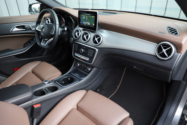 Mercedes-Benz CLA-Klasse Shooting Brake 200 AMG | 156PK | Pano | Keyles-go | Memory | Sfeerverlichting | Leder | Camera | Stoelverw. | Led | 2017. Mercedes-Benz CLA-Klasse Shooting Brake 200 AMG | 156PK | Pano | Keyles-go | Memory | Sfeerverlichting | Leder | Camera | Stoelverw. | Led | 2017.