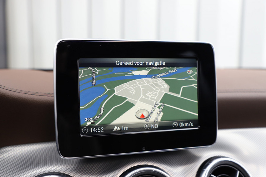 Mercedes-Benz CLA-Klasse Shooting Brake 200 AMG | 156PK | Pano | Keyles-go | Memory | Sfeerverlichting | Leder | Camera | Stoelverw. | Led | 2017. Mercedes-Benz CLA-Klasse Shooting Brake 200 AMG | 156PK | Pano | Keyles-go | Memory | Sfeerverlichting | Leder | Camera | Stoelverw. | Led | 2017.