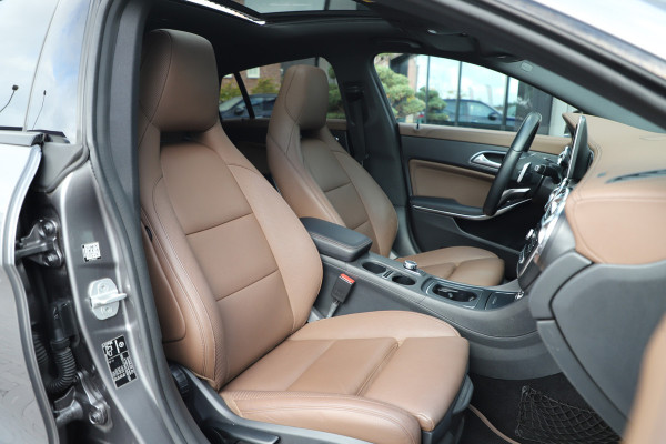 Mercedes-Benz CLA-Klasse Shooting Brake 200 AMG | 156PK | Pano | Keyles-go | Memory | Sfeerverlichting | Leder | Camera | Stoelverw. | Led | 2017. Mercedes-Benz CLA-Klasse Shooting Brake 200 AMG | 156PK | Pano | Keyles-go | Memory | Sfeerverlichting | Leder | Camera | Stoelverw. | Led | 2017.