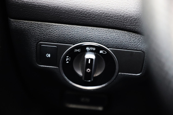 Mercedes-Benz CLA-Klasse Shooting Brake 200 AMG | 156PK | Pano | Keyles-go | Memory | Sfeerverlichting | Leder | Camera | Stoelverw. | Led | 2017. Mercedes-Benz CLA-Klasse Shooting Brake 200 AMG | 156PK | Pano | Keyles-go | Memory | Sfeerverlichting | Leder | Camera | Stoelverw. | Led | 2017.