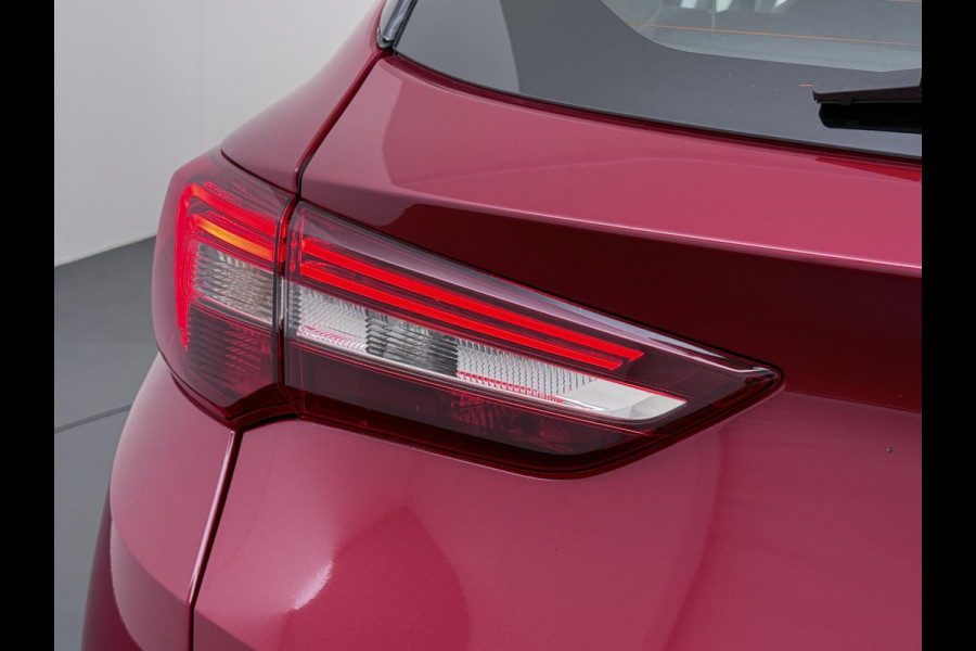 Opel Grandland X 1.6 Turbo Hybrid Business Edition STOELVERWARMING| STANDKACHEL| LANE-ASSIST| RIJKLAARPRIJS INCL. 12 MND BOVAG GARANTIE Opel Grandland X 1.6 Turbo Hybrid Business Edition STOELVERWARMING| STANDKACHEL| LANE-ASSIST| RIJKLAARPRIJS INCL. 12 MND BOVAG GARANTIE