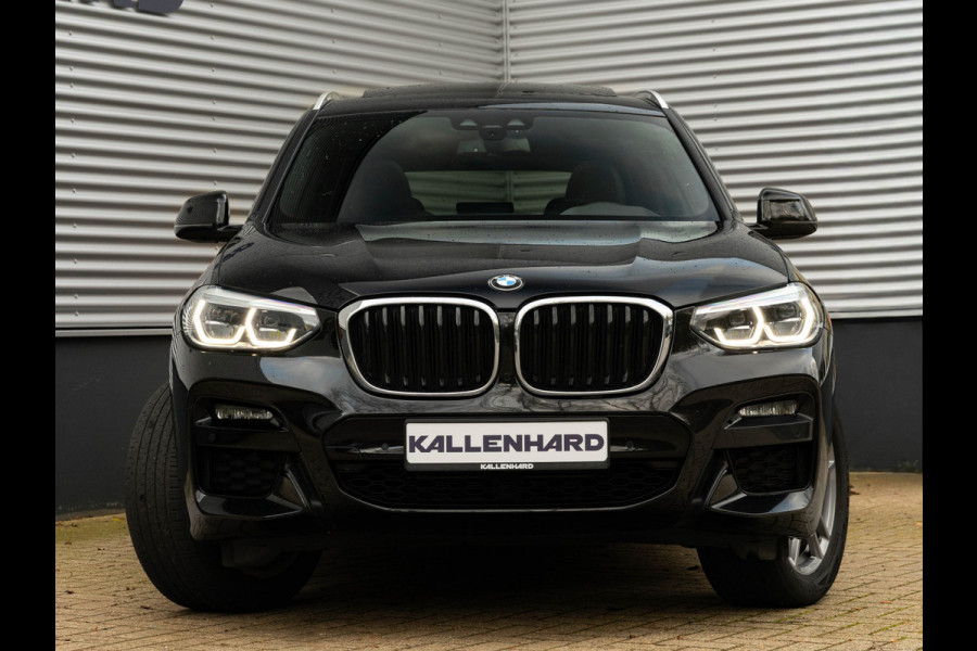 BMW X3 xDrive20i M-Sport - Pano - Trekhaak - Hifi - Adaptief LED BMW X3 xDrive20i M-Sport - Pano - Trekhaak - Hifi - Adaptief LED