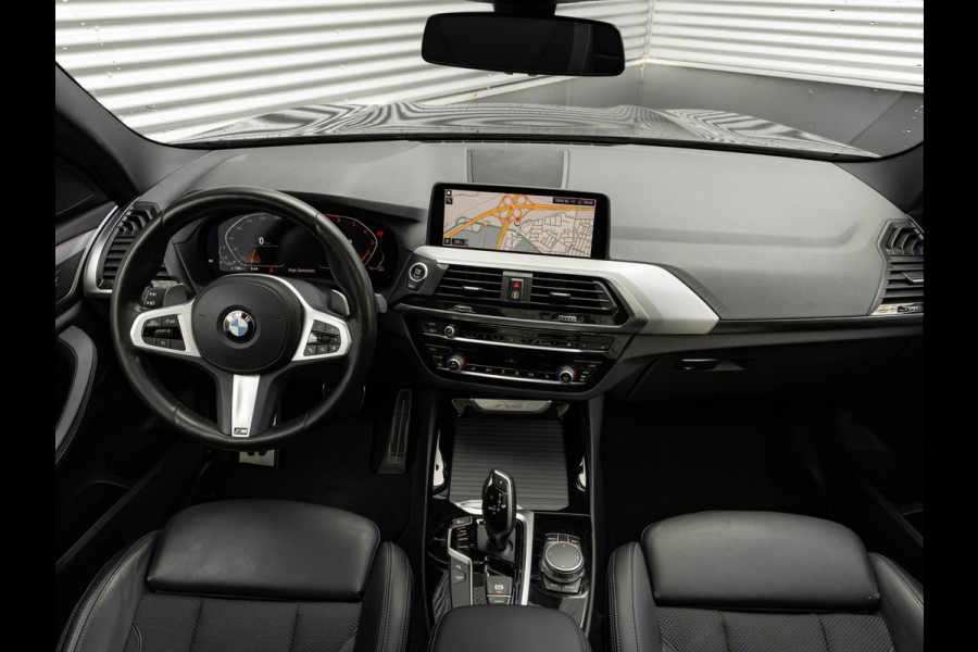 BMW X3 xDrive20i M-Sport - Pano - Trekhaak - Hifi - Adaptief LED BMW X3 xDrive20i M-Sport - Pano - Trekhaak - Hifi - Adaptief LED