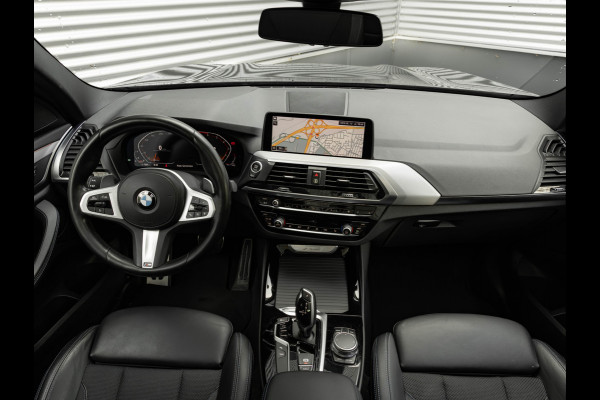 BMW X3 xDrive20i M-Sport - Pano - Trekhaak - Hifi - Adaptief LED BMW X3 xDrive20i M-Sport - Pano - Trekhaak - Hifi - Adaptief LED